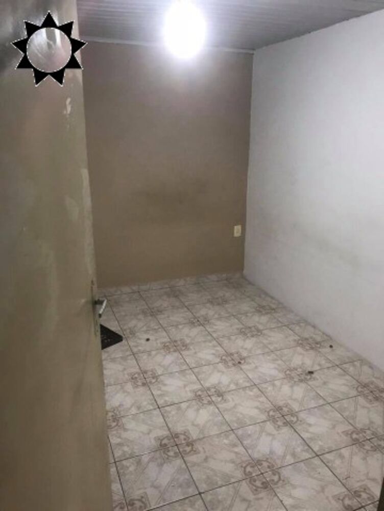 Casa à venda com 7 quartos, 127m² - Foto 7