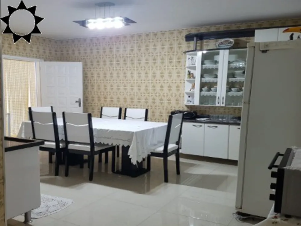 Casa, 4 quartos, 246 m² - Foto 3