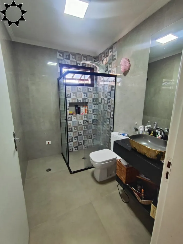 Casa, 4 quartos, 216 m² - Foto 2