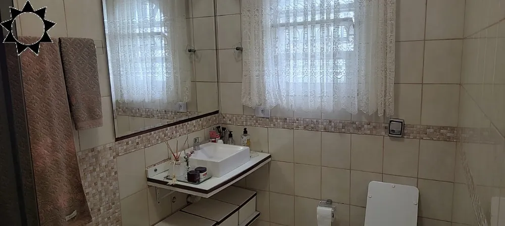 Casa, 5 quartos, 250 m² - Foto 2