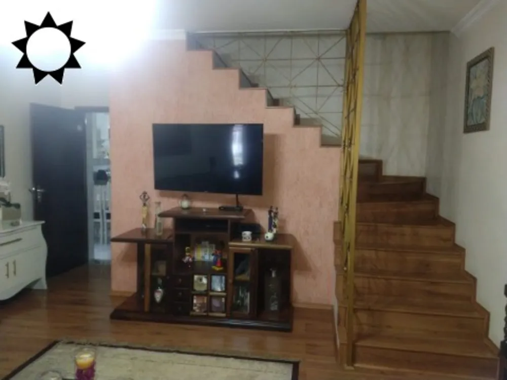 Casa, 3 quartos, 236 m² - Foto 1