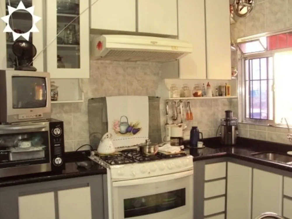 Casa, 2 quartos, 192 m² - Foto 2