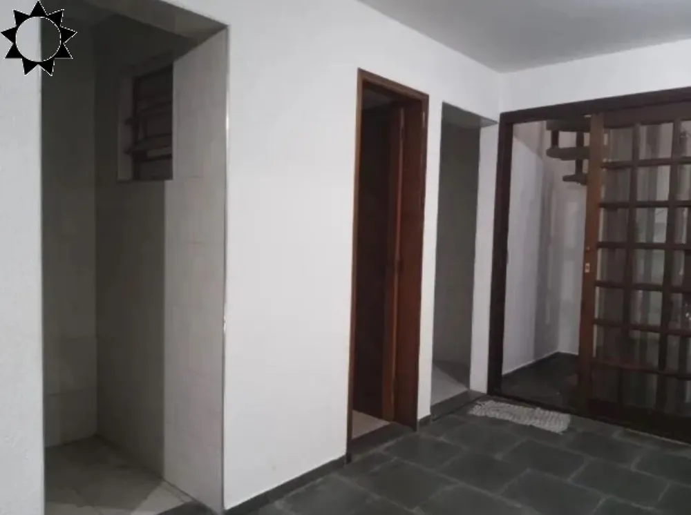 Casa, 3 quartos, 200 m² - Foto 1
