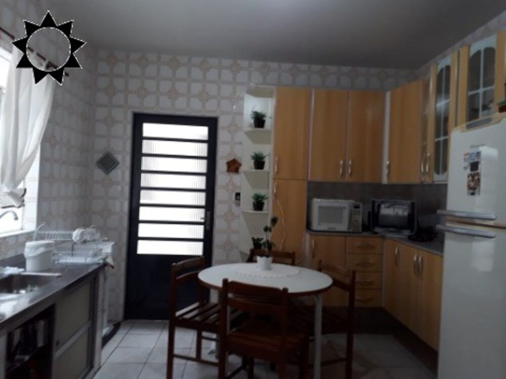 Casa, 3 quartos, 180 m² - Foto 2