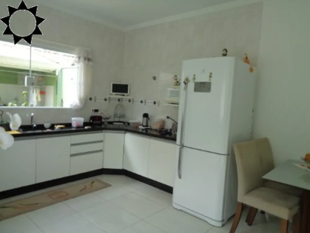 Casa, 3 quartos, 125 m² - Foto 2