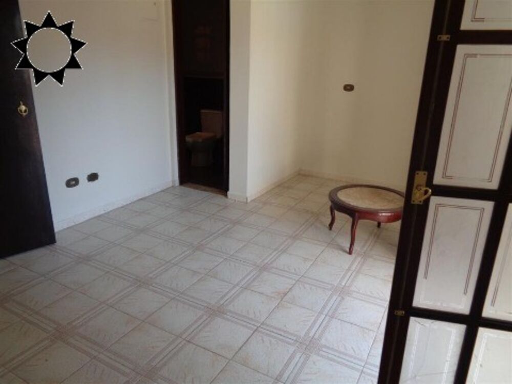 Casa para alugar com 3 quartos, 200m² - Foto 14
