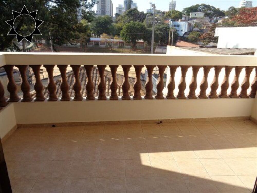 Casa para alugar com 3 quartos, 200m² - Foto 16