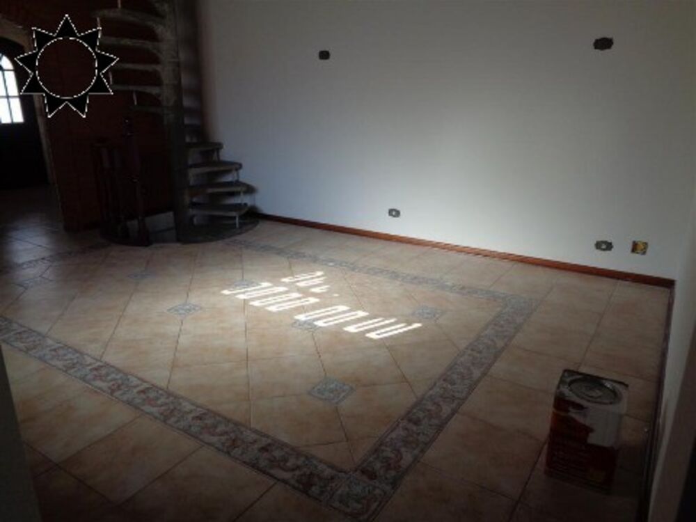 Casa para alugar com 3 quartos, 200m² - Foto 4