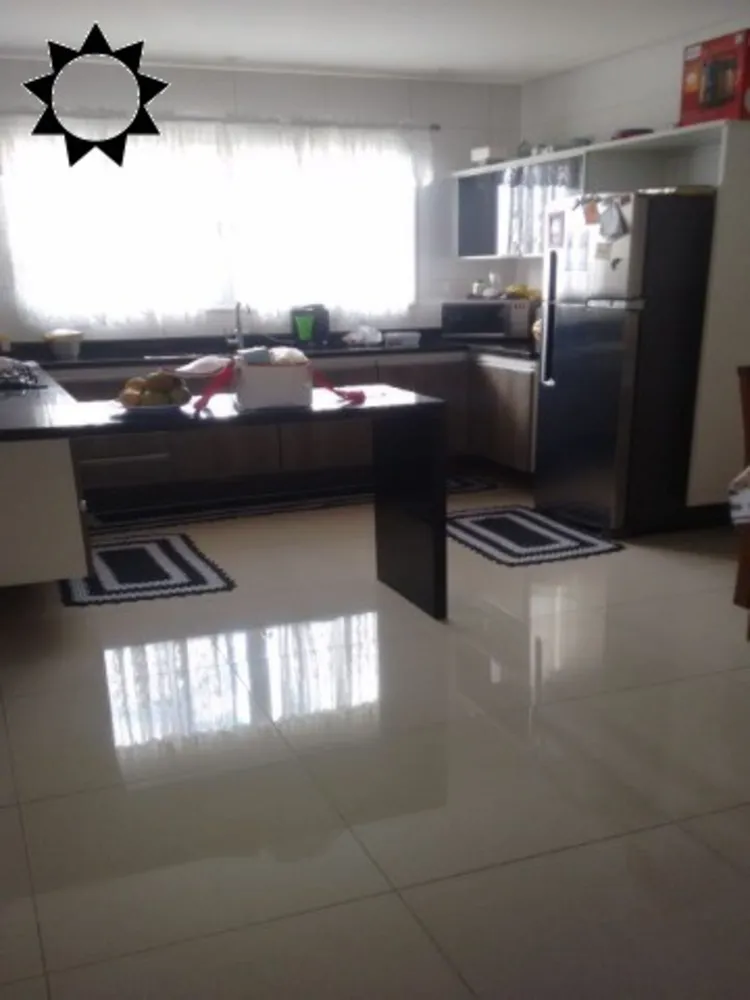 Casa, 3 quartos, 145 m² - Foto 2