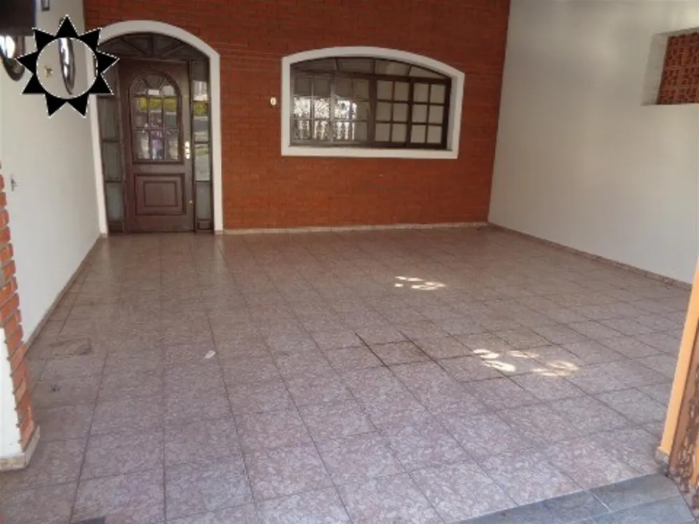 Casa, 3 quartos, 200 m² - Foto 1