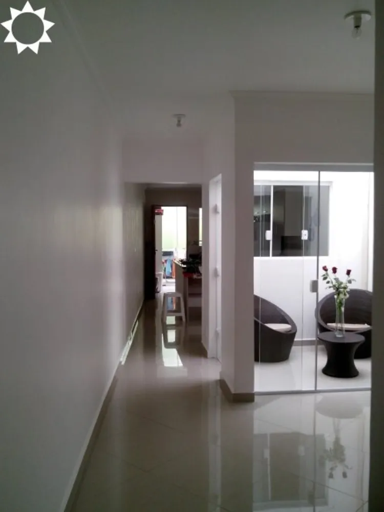 Casa, 3 quartos, 240 m² - Foto 3