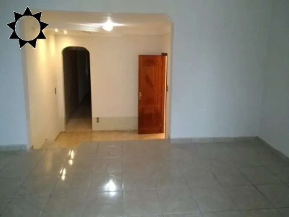 Casa, 3 quartos, 225 m² - Foto 3