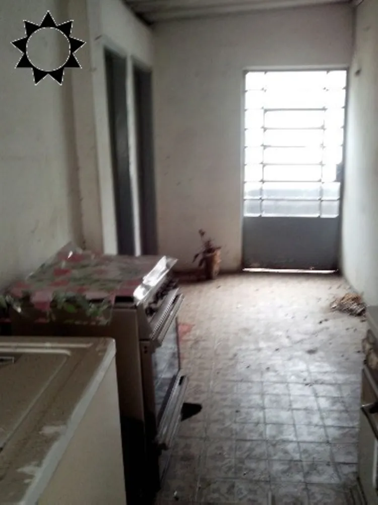 Casa, 2 quartos, 200 m² - Foto 1