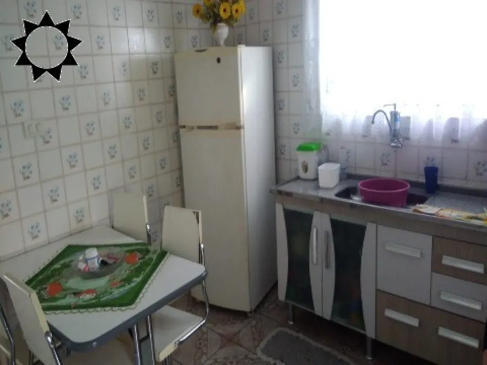 Casa, 4 quartos, 287 m² - Foto 2