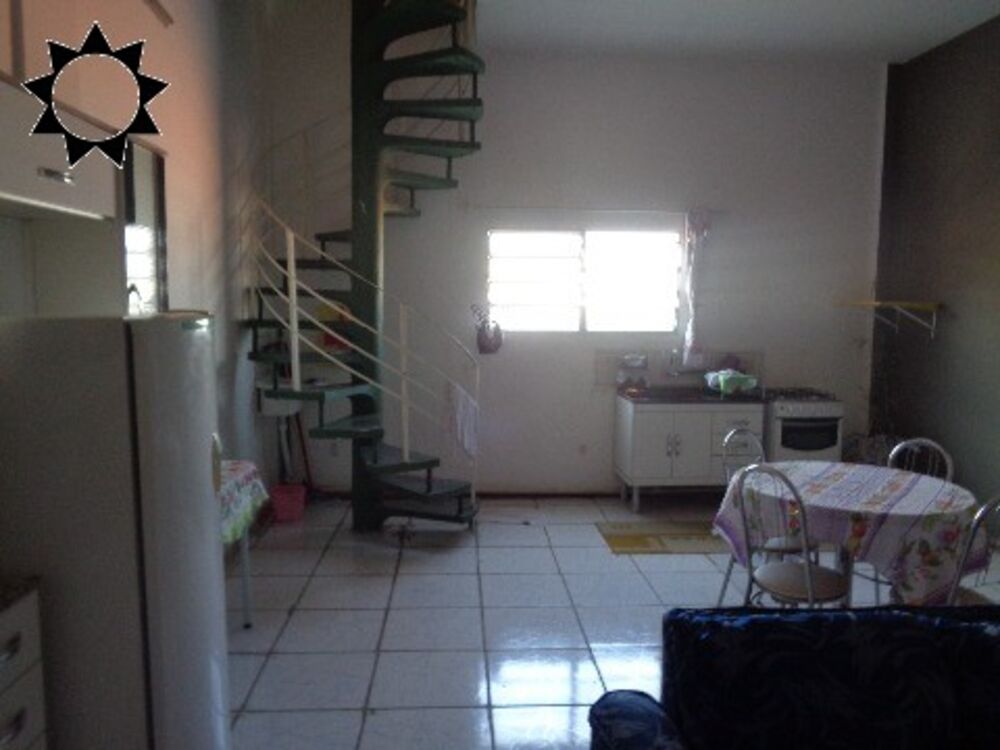 Casa à venda com 4 quartos, 320m² - Foto 17