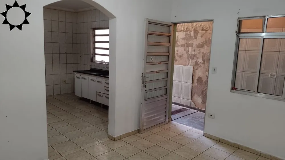 Casa, 2 quartos, 243 m² - Foto 3