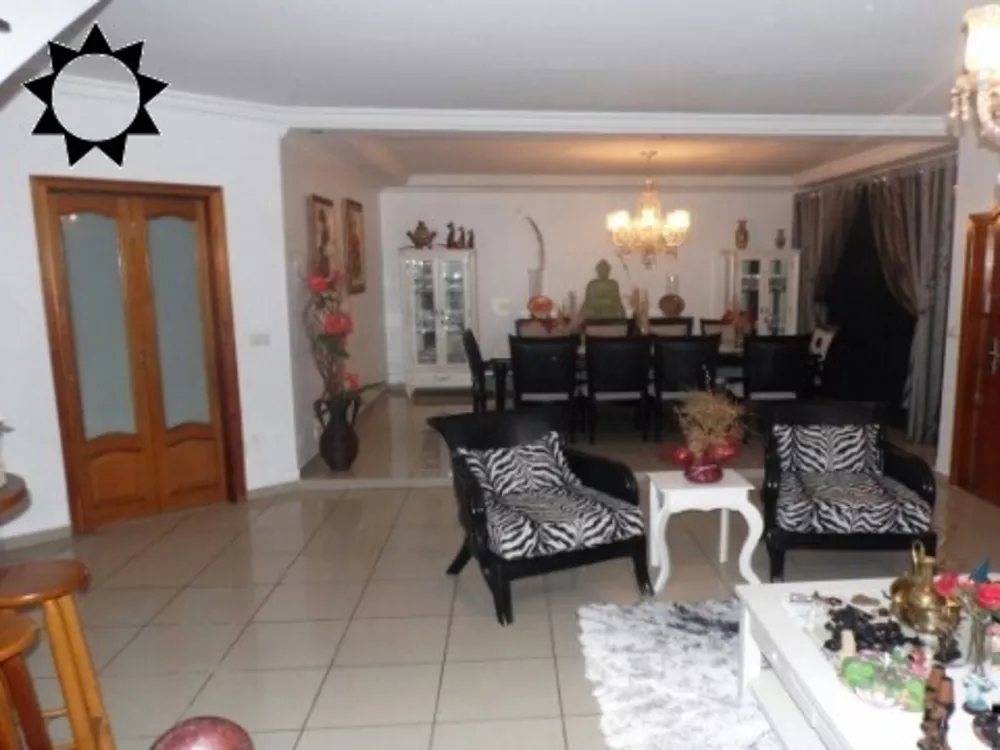 Casa, 4 quartos, 300 m² - Foto 23