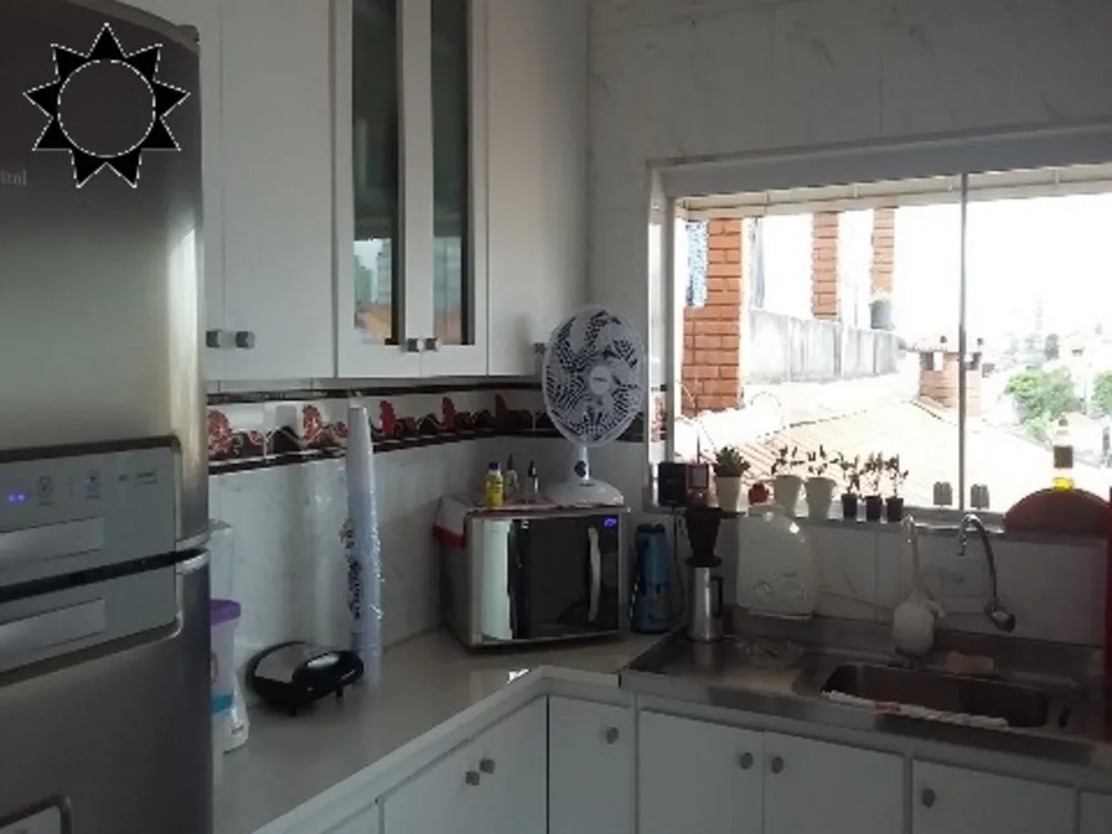 Casa, 4 quartos, 210 m² - Foto 2