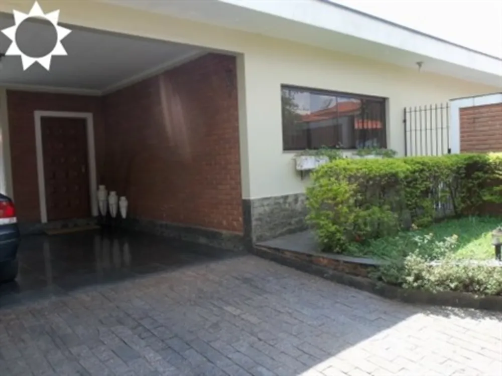 Casa, 3 quartos, 230 m² - Foto 1