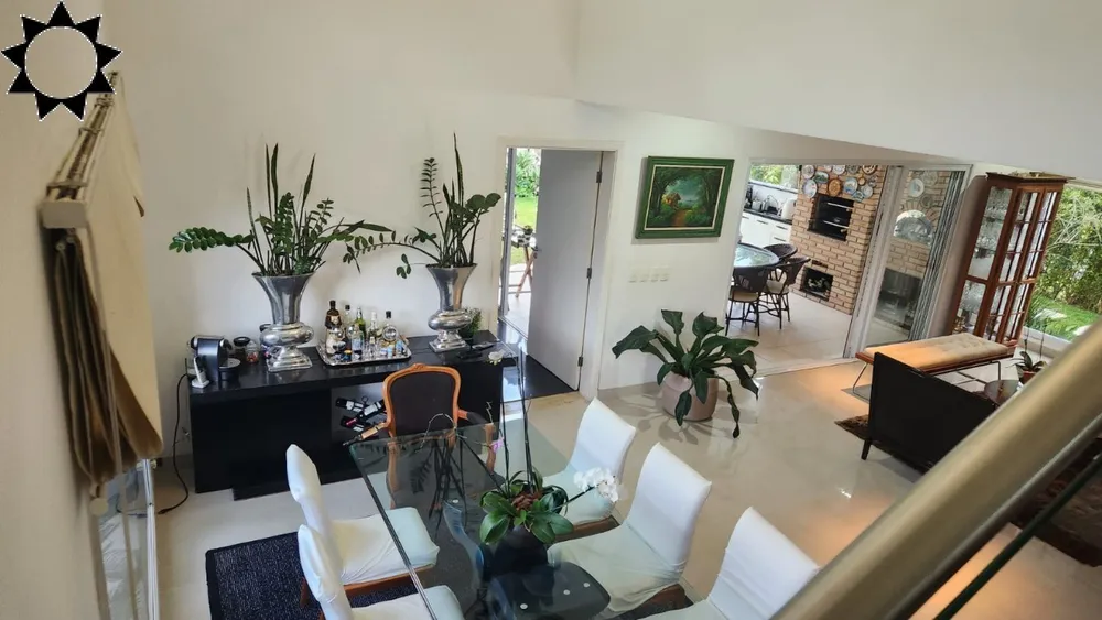 Casa, 3 quartos, 299 m² - Foto 1