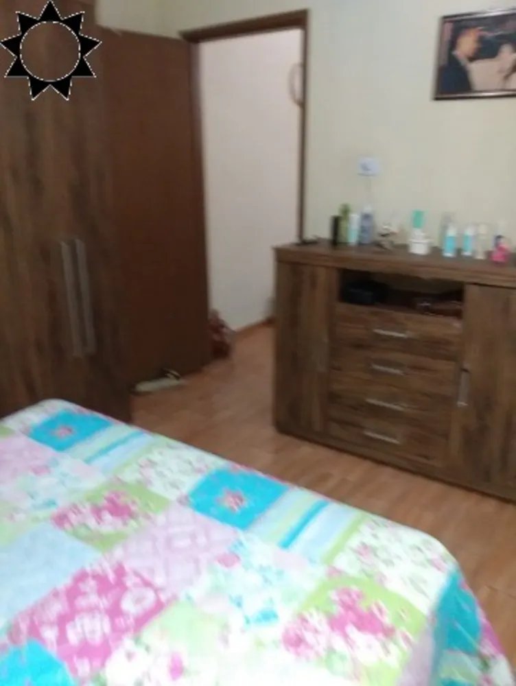 Casa, 5 quartos, 235 m² - Foto 1