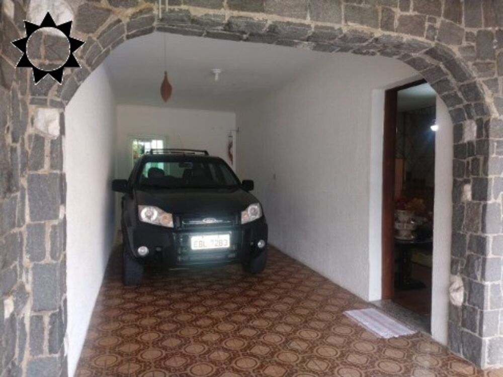 Casa à venda com 3 quartos, 236m² - Foto 8