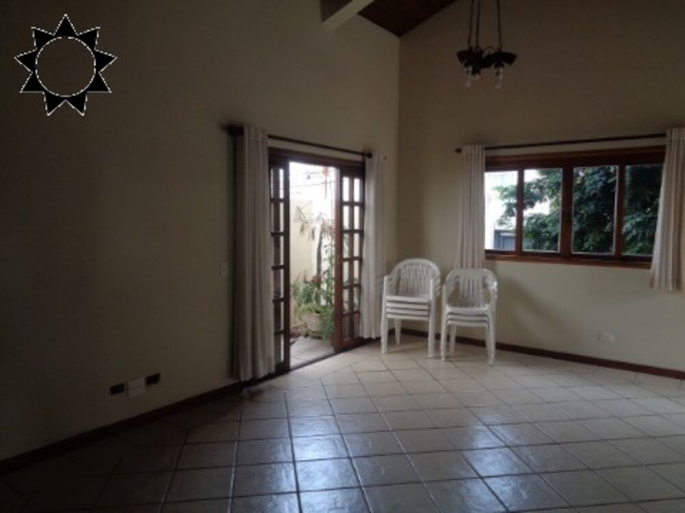 Casa, 3 quartos, 289 m² - Foto 2
