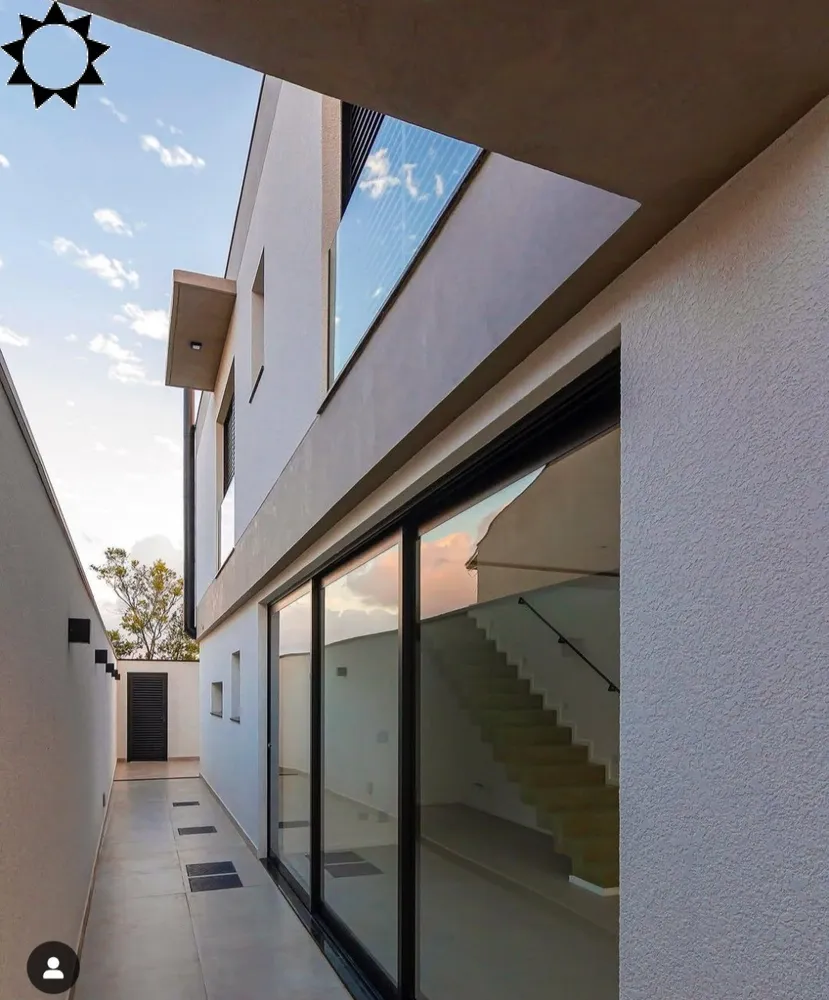 Casa, 3 quartos, 106 m² - Foto 1