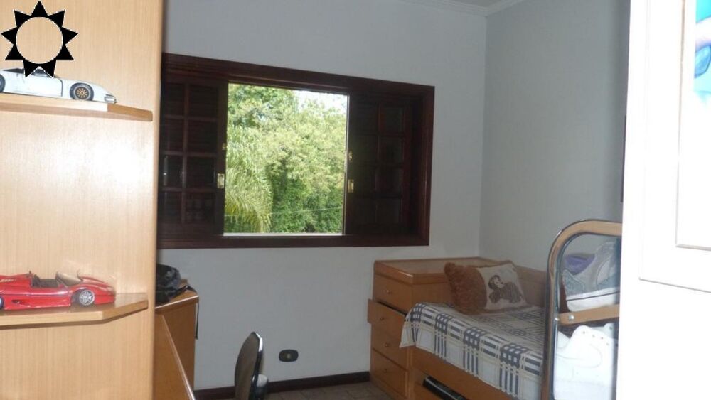 Casa à venda com 3 quartos, 346m² - Foto 5