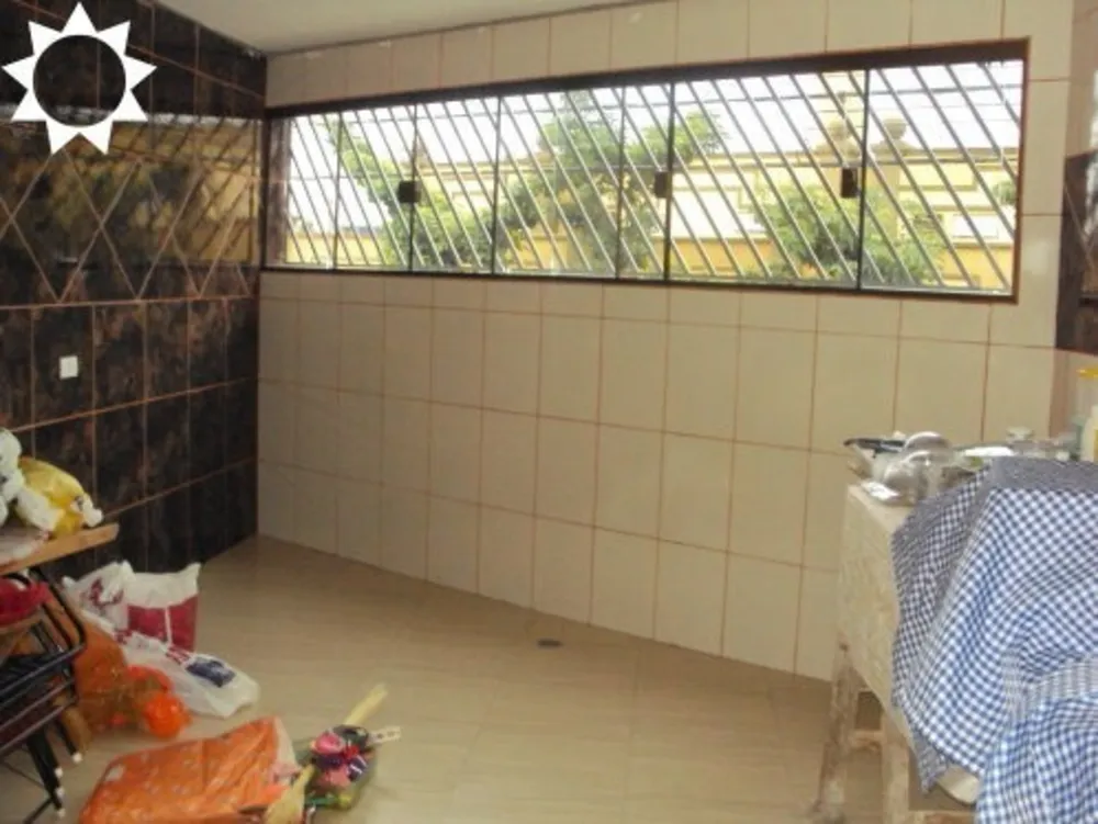 Casa, 3 quartos, 317 m² - Foto 3