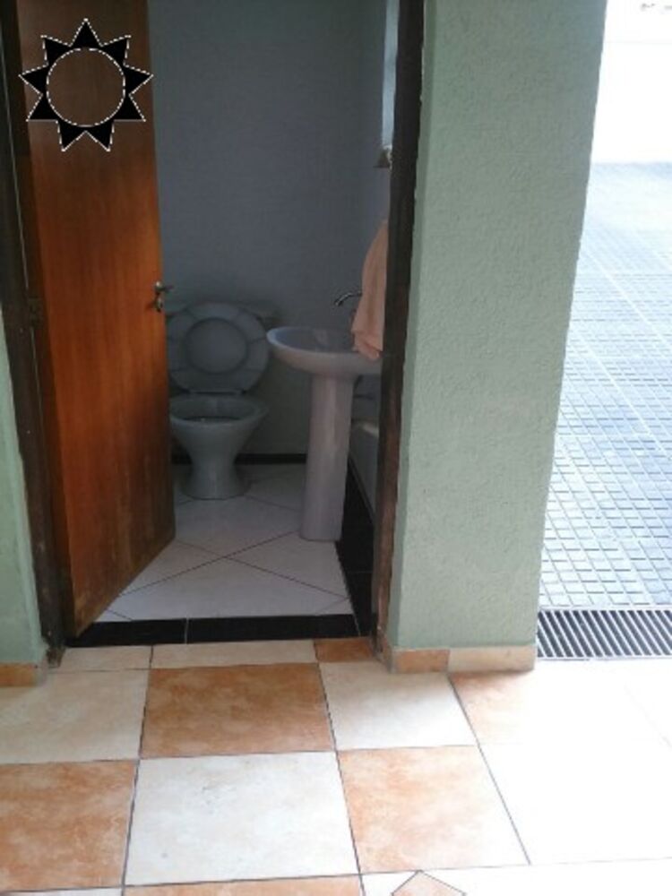 Casa à venda com 3 quartos, 340m² - Foto 3