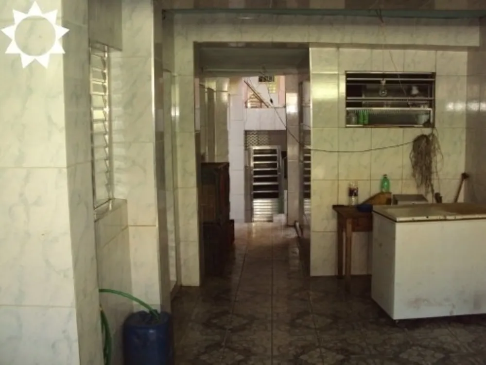 Casa, 3 quartos, 230 m² - Foto 2