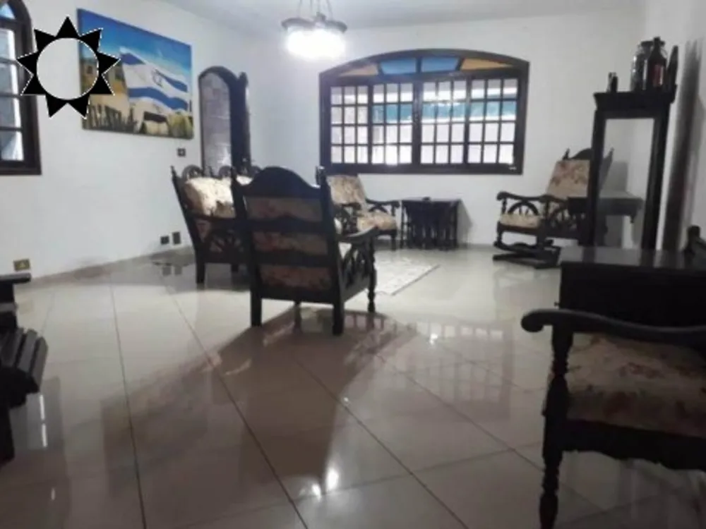 Casa, 4 quartos, 183 m² - Foto 1