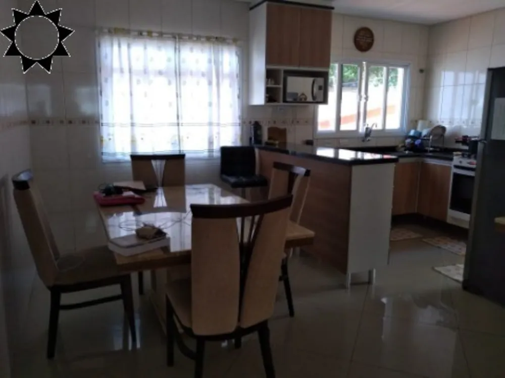 Casa, 3 quartos, 340 m² - Foto 2