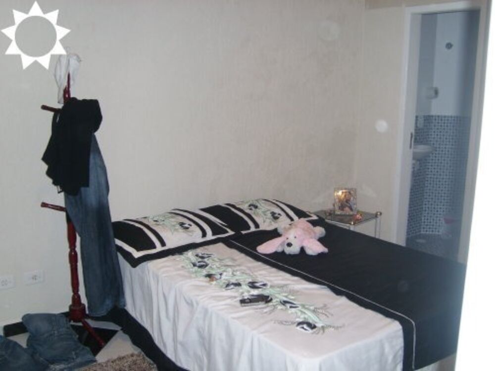 Casa à venda com 4 quartos, 280m² - Foto 1