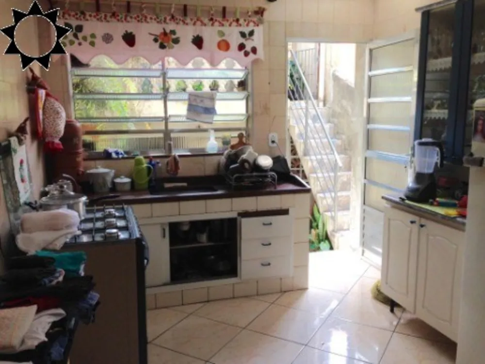 Casa, 2 quartos, 200 m² - Foto 1