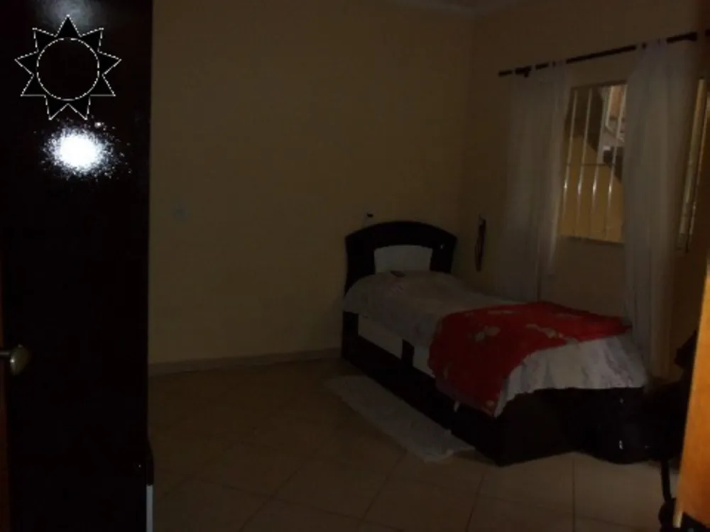 Casa, 3 quartos, 250 m² - Foto 4