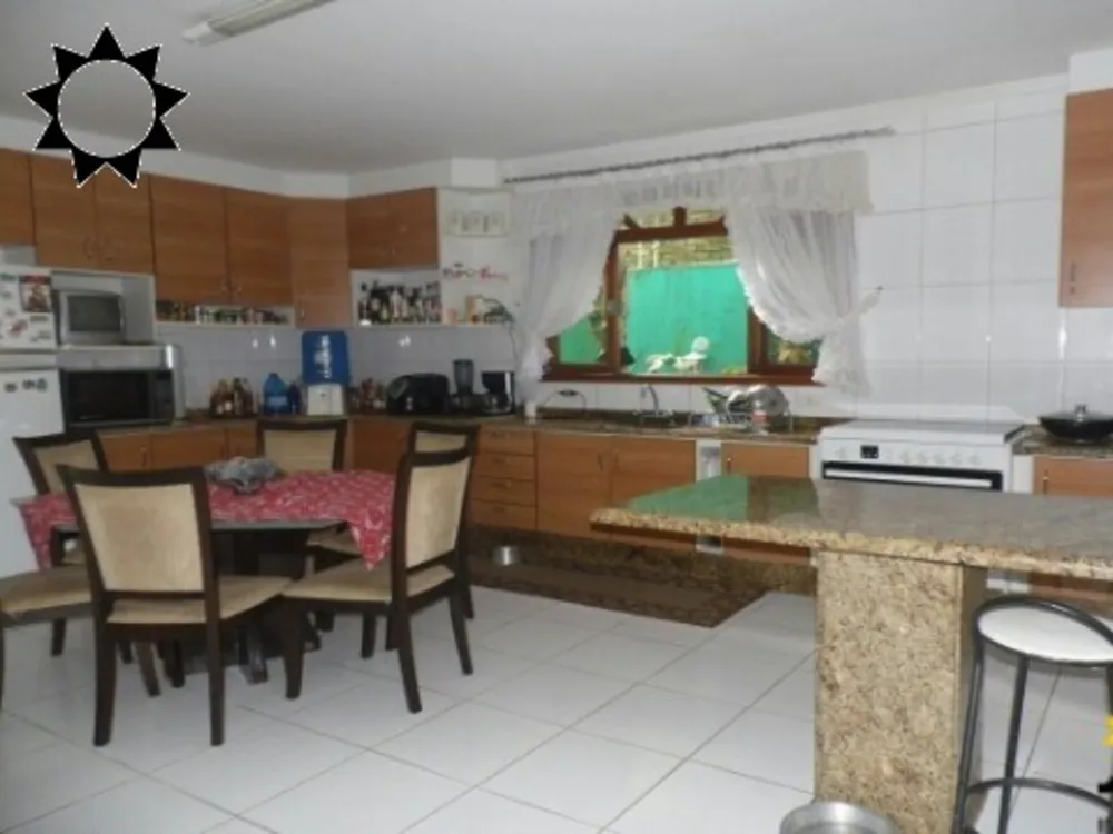 Casa, 4 quartos, 300 m² - Foto 1