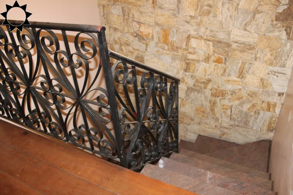 Casa, 4 quartos, 245 m² - Foto 2