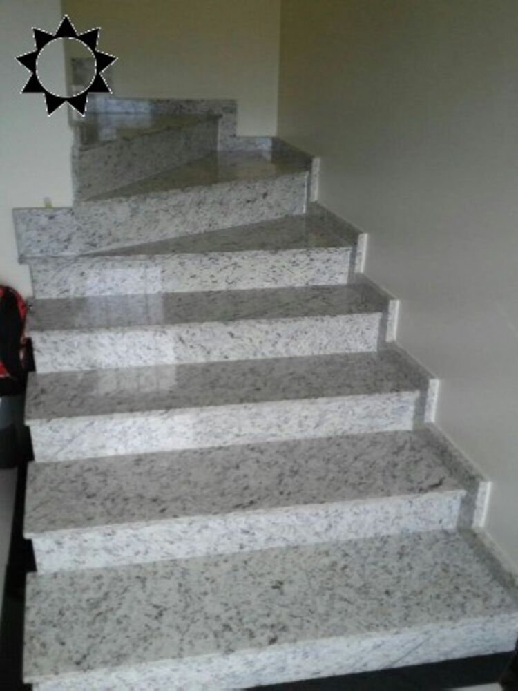 Casa à venda com 4 quartos, 380m² - Foto 3