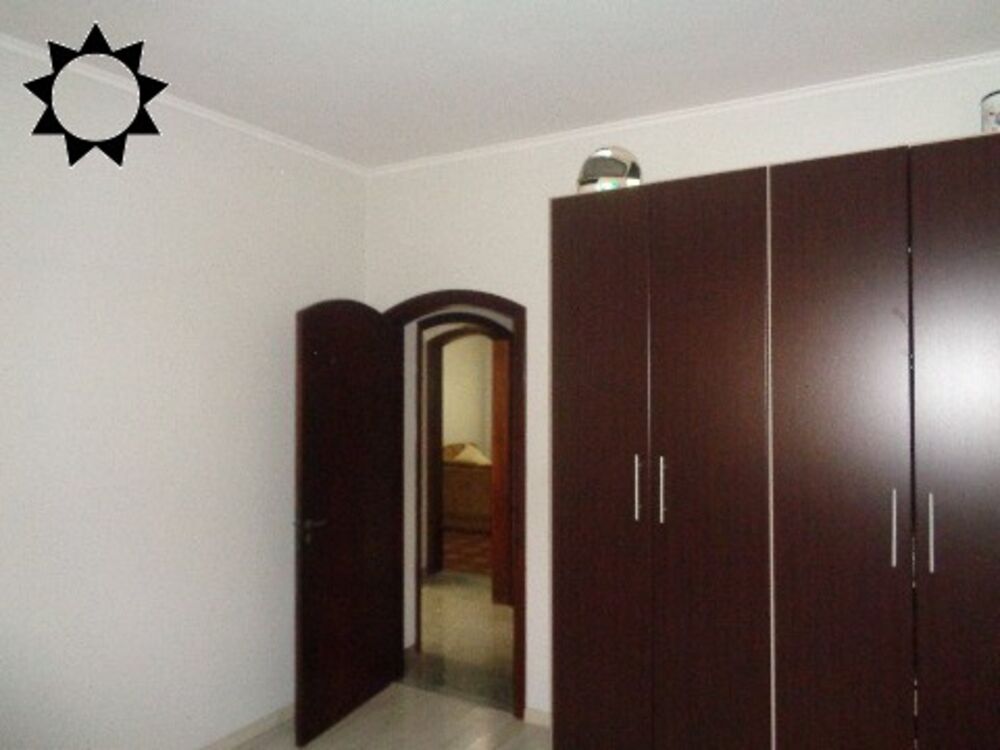 Casa à venda com 2 quartos, 120m² - Foto 11
