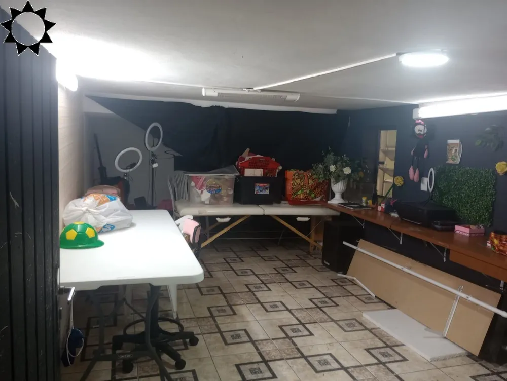 Casa, 4 quartos, 273 m² - Foto 1