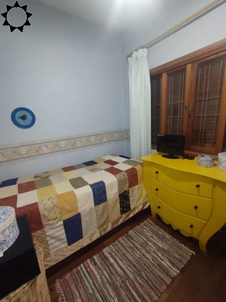 Casa, 3 quartos, 230 m² - Foto 4
