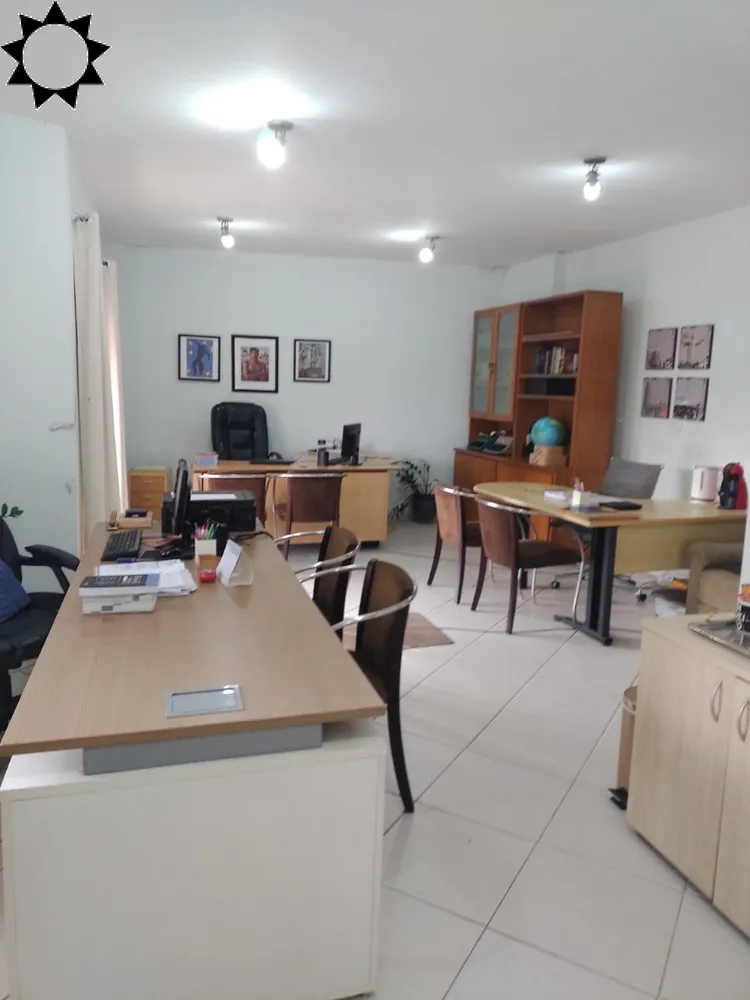 Casa, 3 quartos, 230 m² - Foto 3
