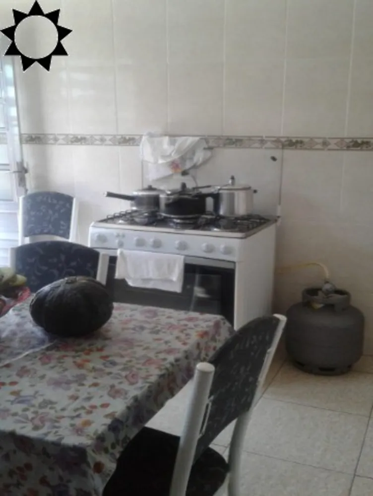 Casa, 3 quartos, 131 m² - Foto 2