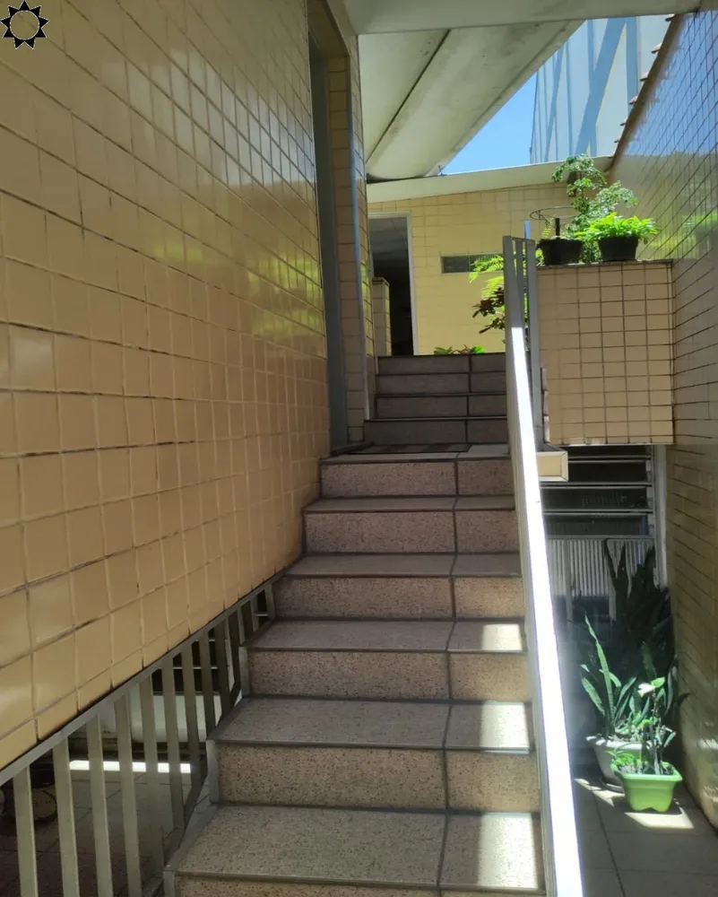 Casa, 8 quartos, 340 m² - Foto 2