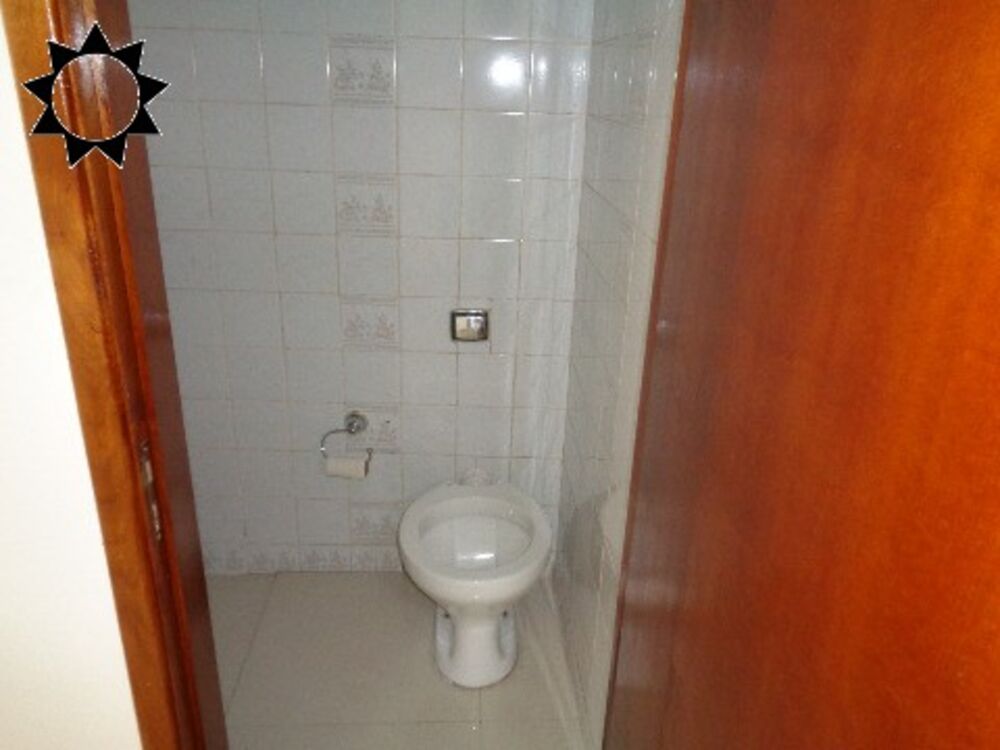 Prédio Inteiro à venda com 1 quarto, 106m² - Foto 1