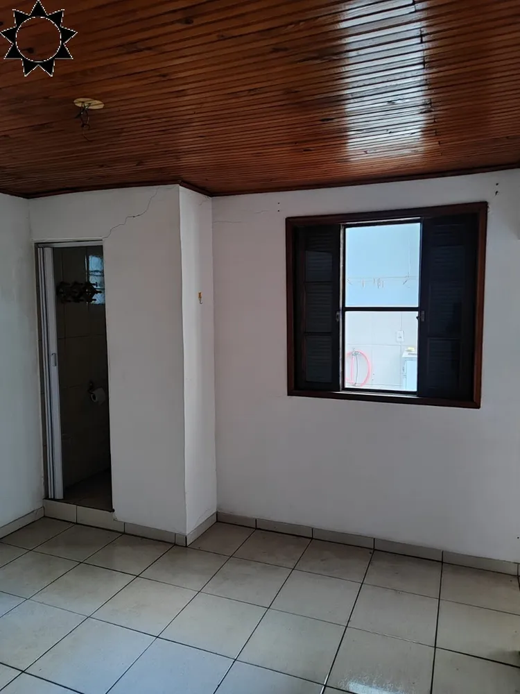 Casa, 1 quarto, 248 m² - Foto 5