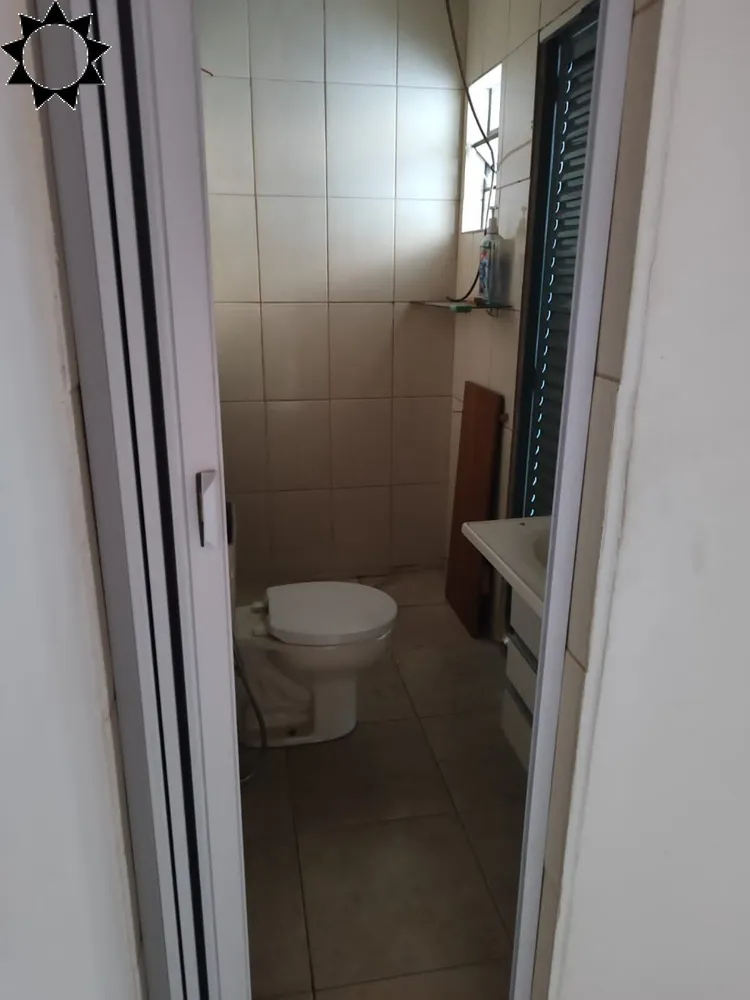 Casa, 1 quarto, 248 m² - Foto 3