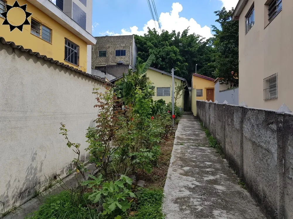 Casa, 1 quarto, 337 m² - Foto 2
